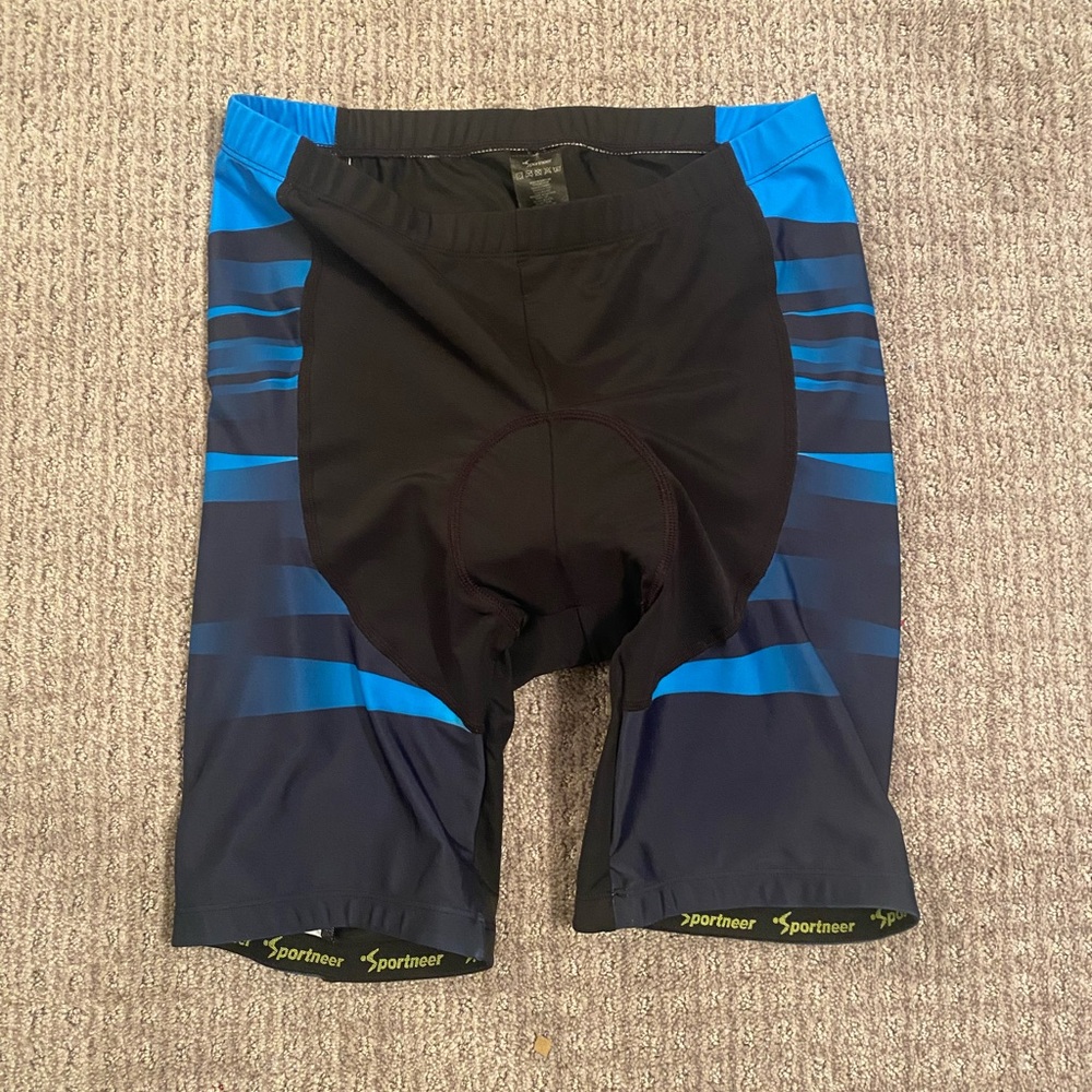 VGUC Mens padded bike shorts size large